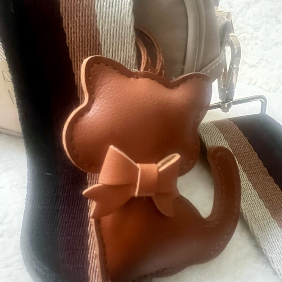 Burberry Converted Bag With Crossbody Strap and Purse Charm - Picture 3 of 10